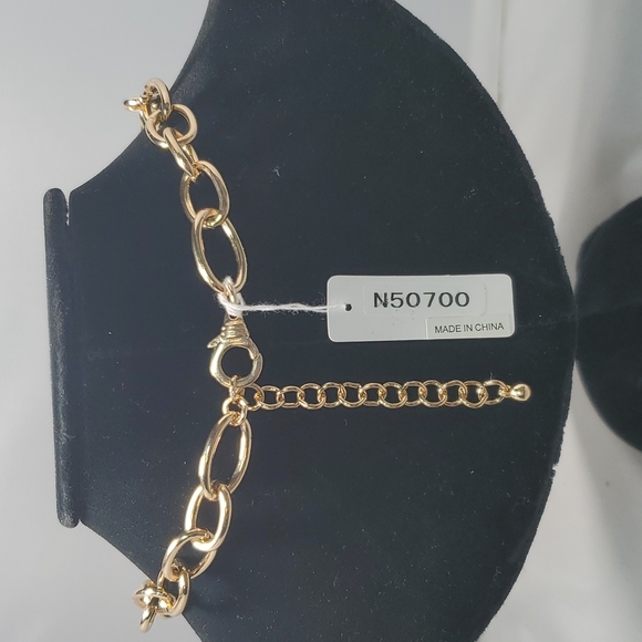 Bijou drive multi color gold chain with daisy collage  choker necklace - Picture 4 of 5